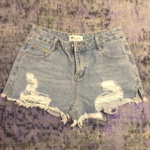 Midiostudio light wash jean shorts